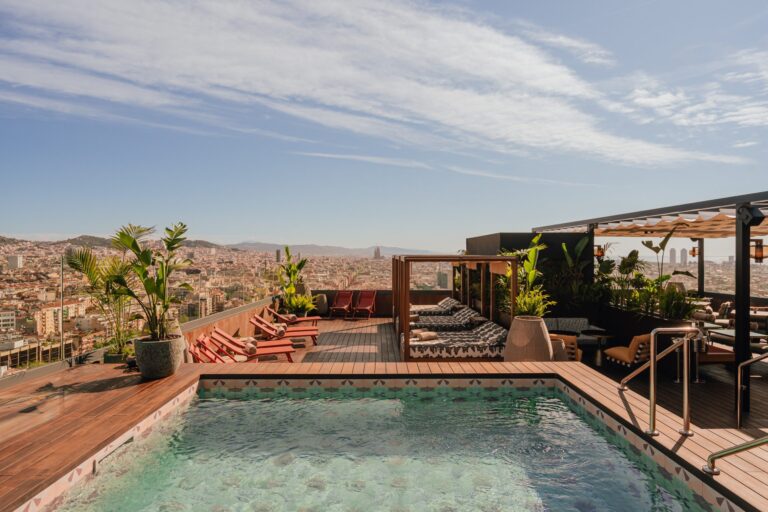 Hudini partners with Nobu Hotels to digitise guest check-in across luxury hotel portfolio Hudini partners with Nobu Hotels to digitise guest check-in across luxury hotel portfolio - hudini partners