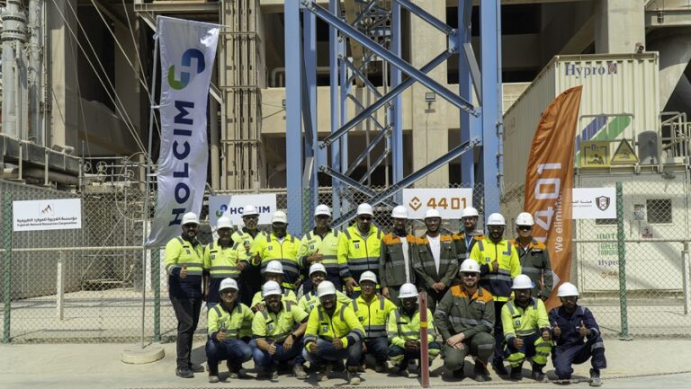 Holcim UAE & 44.01 Advances Industrial Decarbonization with Full-Time CO₂ Capture and Underground Mineralization Pilot Holcim UAE & 44.01 Advances Industrial Decarbonization with Full-Time CO₂ Capture and Underground Mineralization Pilot -...